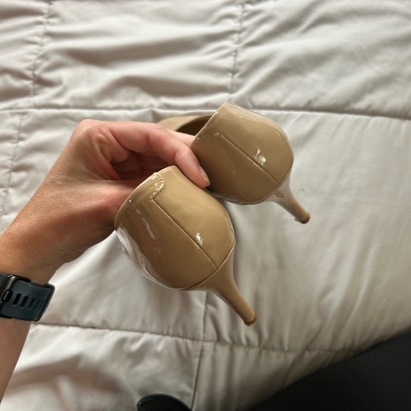 Nude Madden Girl Pumps - Picture 7 of 7